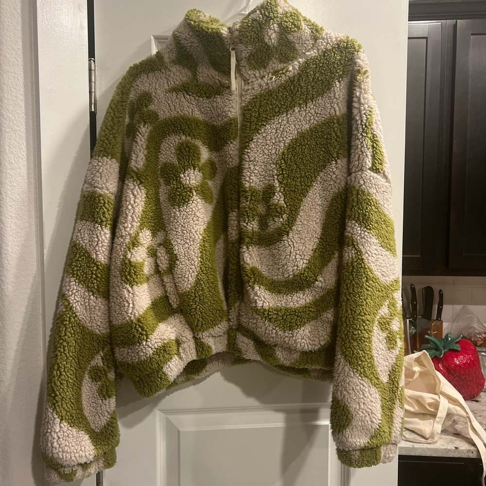 Urban Outfitters Olivia Sherpa Fleece Zip Front Jacket